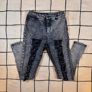 Trendy Gray Acid Wash Skinny Jeans